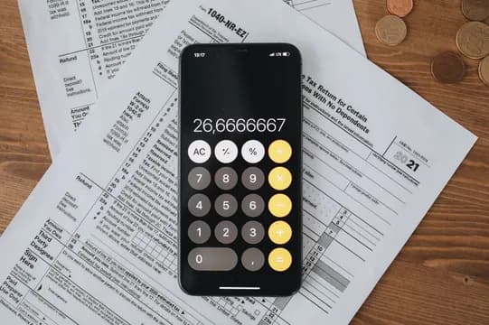 Podatki 2026. Przedsiębiorcy z nowymi limitami VAT i KSeF