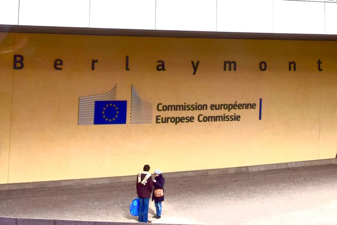 Komisja Europejska reformuje EU ETS. Przedsiębiorcy odczują zmiany w redukcji emisji