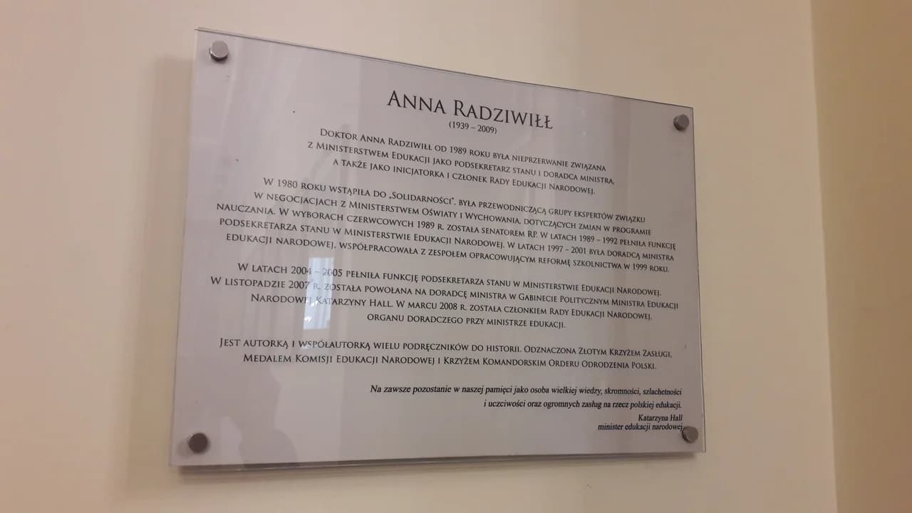Nowelizacja Prawa oświatowego. Szkoły podstawowe zakazują telefonów od 2026